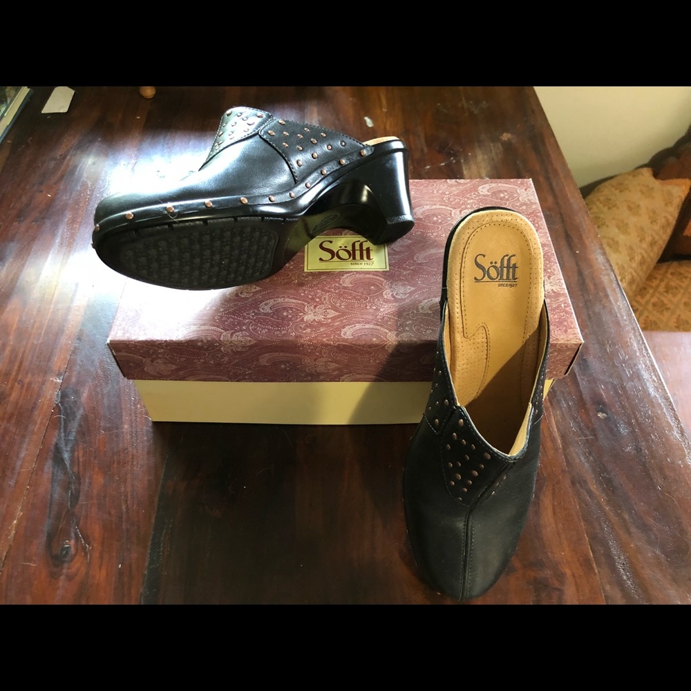 Women’s shoes